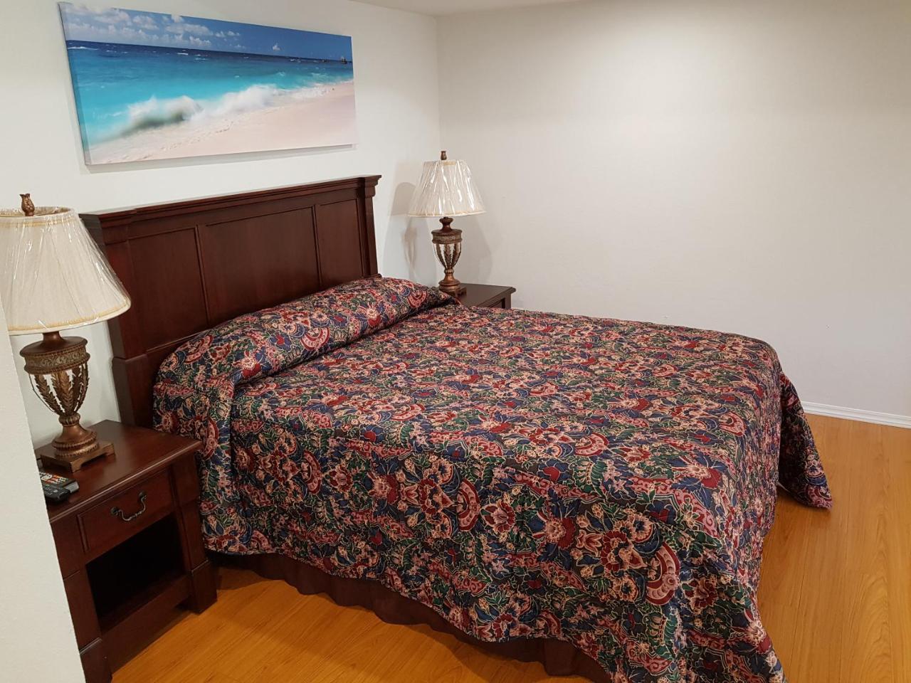 风之歌公寓 Pembroke 外观 照片